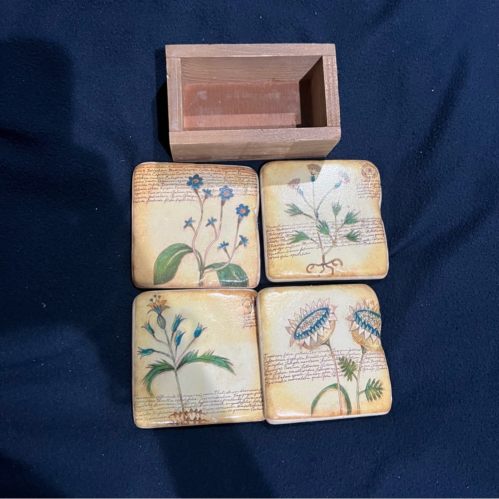 Set of 4 LORI SIEBERT Botanical￼ Stoneware Resin Square Coasters Wood Box Holder